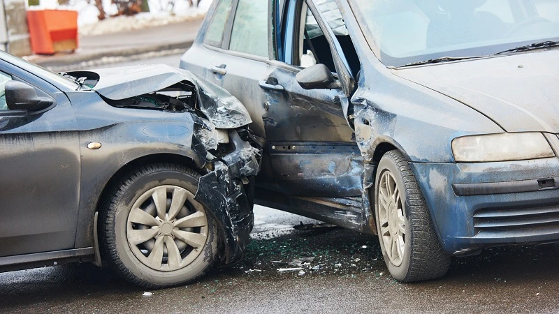 blunt force trauma to the head in car accident