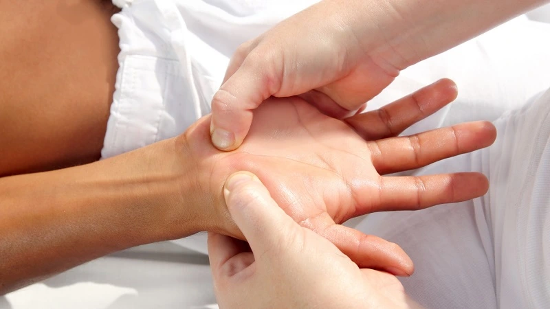 how to relieve psoriatic arthritis pain in hands